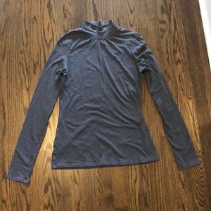 Gray mock turtle neck high neck long sleeve shirt